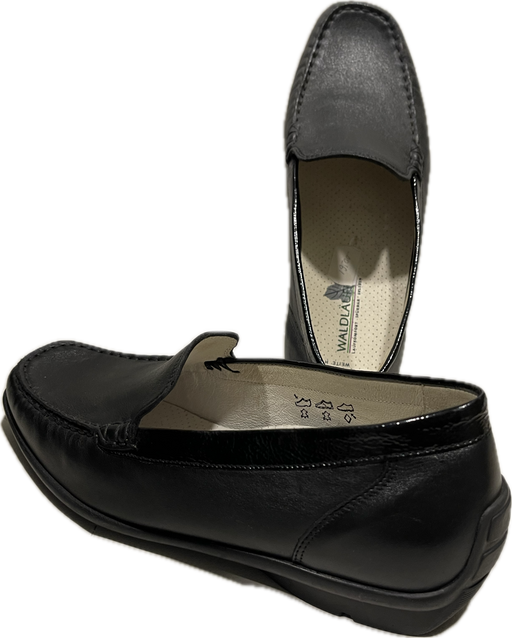 Waldlaufer női bőr belebújós fekete cipő 431025